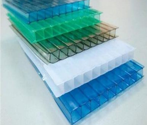 「阳光板厂家」为您介绍阳光板的规格及特点！